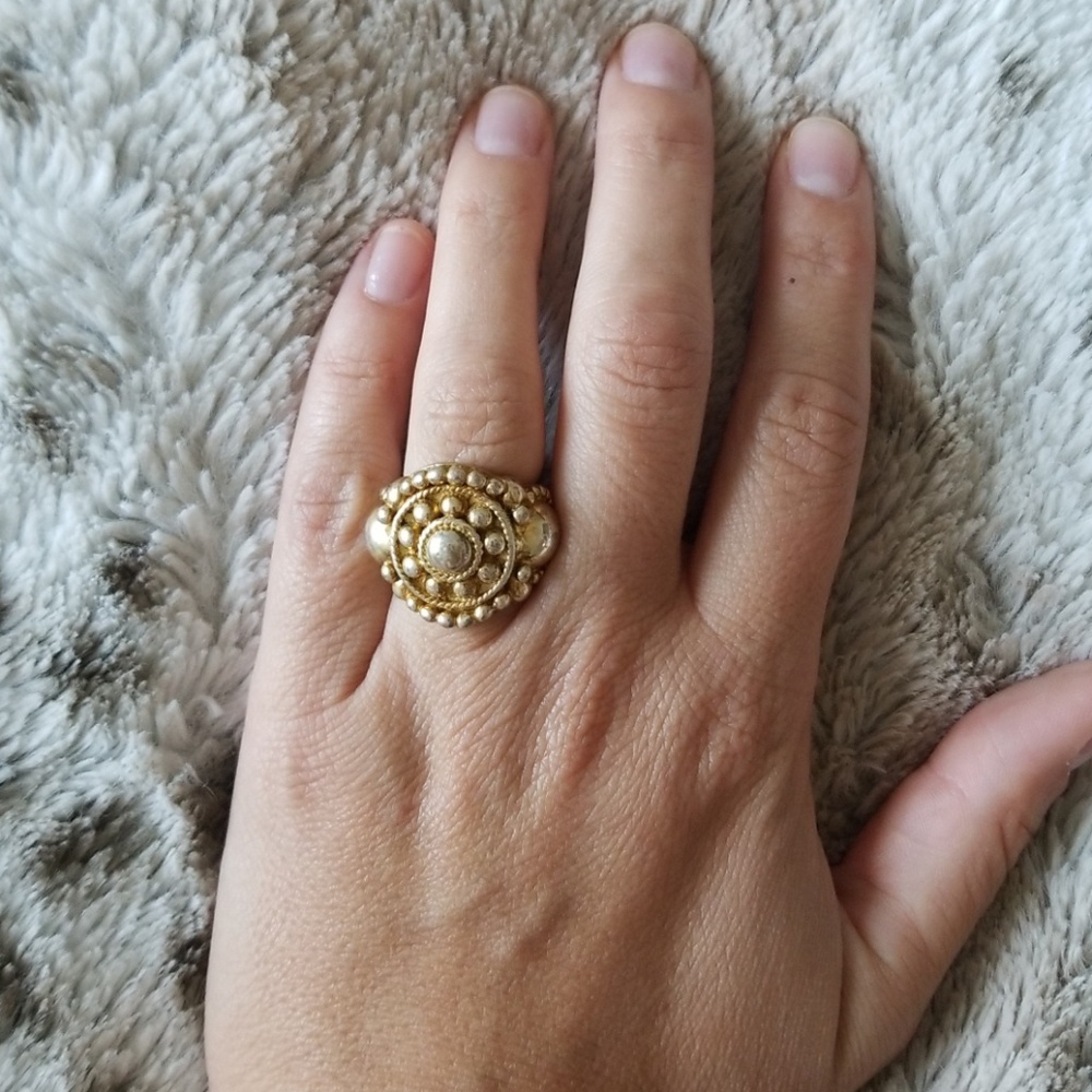 Costume ring